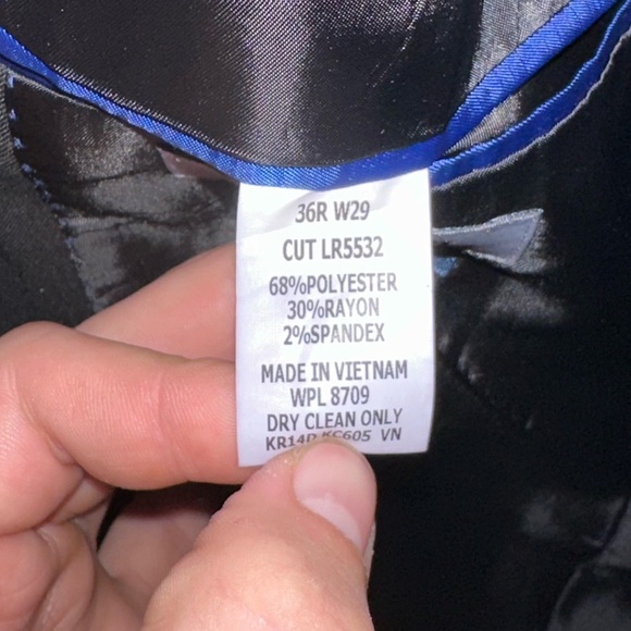 Kenneth Cole Reaction Black Men’s Blazer - Picture 4 of 4